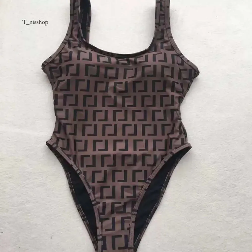 Дизайнерские костюмы Summer Beach Swimsuit Женщины сексуальные купальные костюмы.