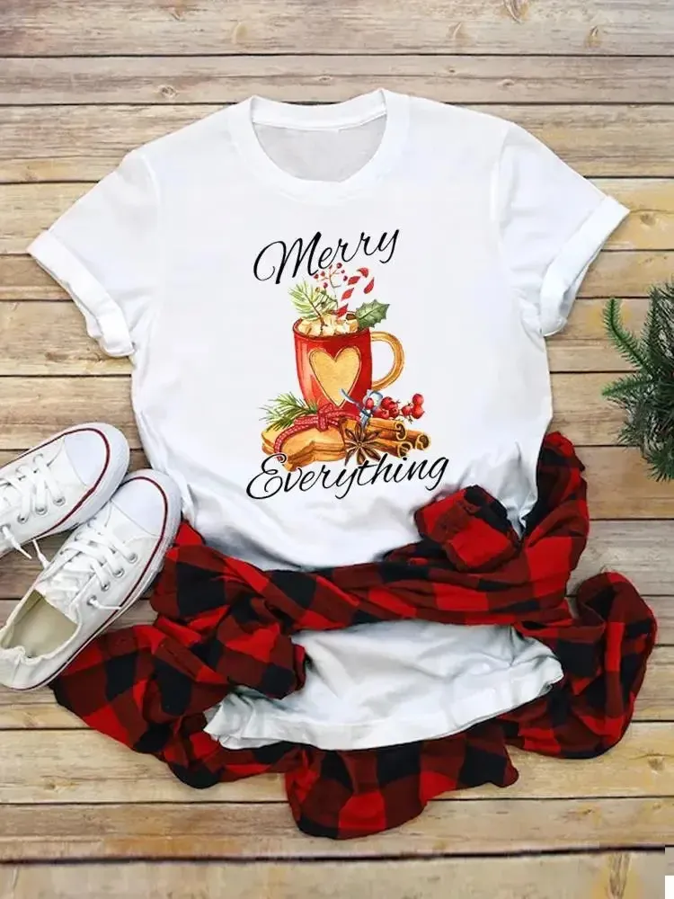 Women's Merry Christmas Tree Graphic T-Shirt - Buffalo Plaid Holiday Tee, Short Sleeve Casual Top