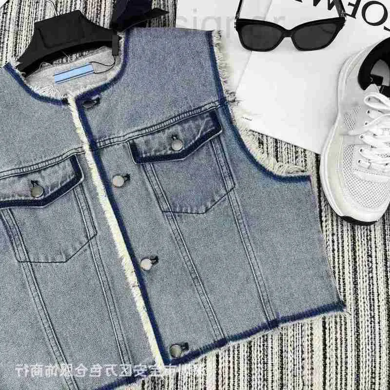 Damesjacksontwerper Nanyou Hoge kwaliteit 2023 Zomer Nieuwe P JA Contrasterend Fur Edge Design veelzijdige denim vestjack voor dames Fashion Iuro