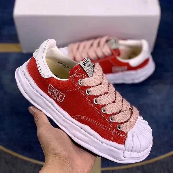 Maison Mihara Yasuhiro Low Canvas Sneakers, Beige White, Nigel Cabourn Collaboration, Original Sole, Mens And Womens Designer Buty Od 183,75 zł| DHgate Maison Mihara Yasuhiro Low Canvas Sneakers, Beige White, Nigel Cabourn Collaboration, Original Sole, Mens And Womens Designer Buty Od 183,75 zł| DHgate