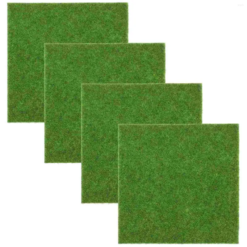 Tapis 4 pcs Fairy Grass Garden Mini House Decoration Artificial Green tapis Fake Lawn Miniature Ornement Miss