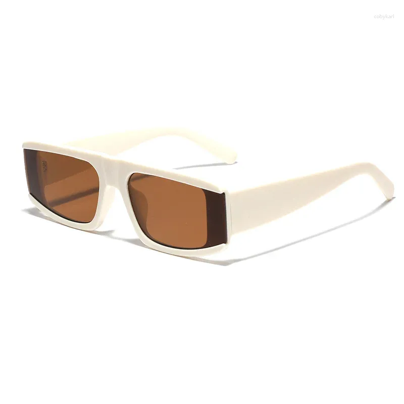 Occhiali da sole a forma di rettangolo signore eleganti Y2K UV400 Protezione da sole da sole all'aperto che guidavano occhiale da sole da donna in viaggio