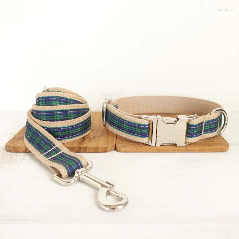 Dog Collars Katu Pet Luxury Designer Personalized ID Green Plaid Patterns Collar And Leash Set Quick Release Walking Leads