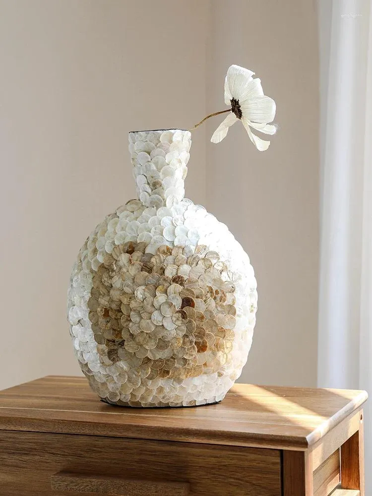 Vase Ahunderjiaz Light Luxury Golden Shell Art Vase手作りのデスクトップフラワーアレンジメントクリエイティブハイエンドのホームデコレーション