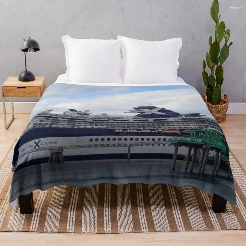 Filtar Celebrity Cruise Ship Icy Strait Point Alaska Throw Filt Moving Cosplay Anime