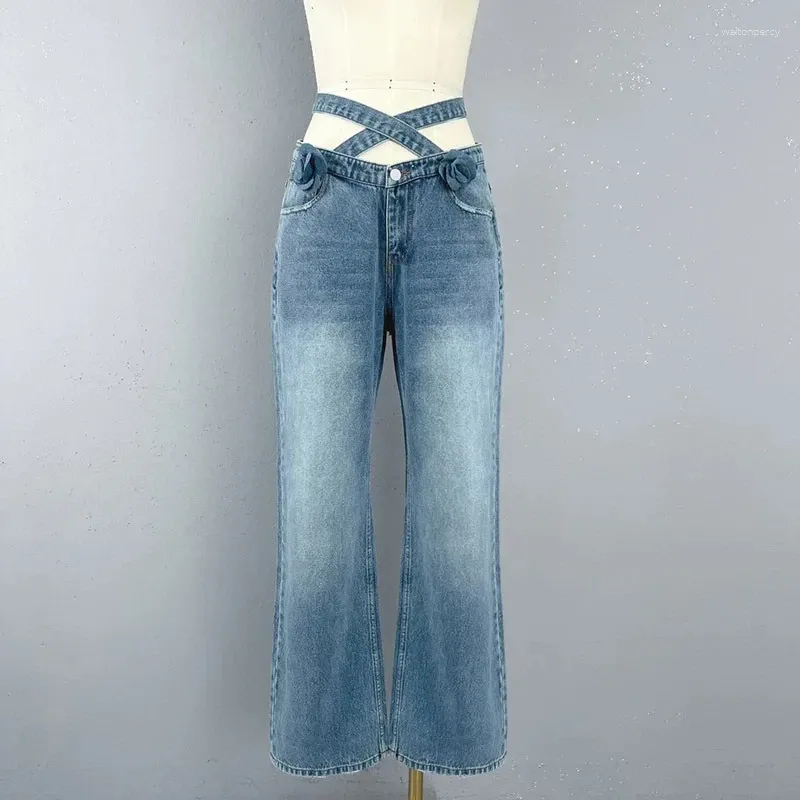 Vêtements de jeans pour femmes classiques fleur à la main Low Taist Fashion 2 Color Détachement pantalon à jambes larges à lamette croisée Summer 2024