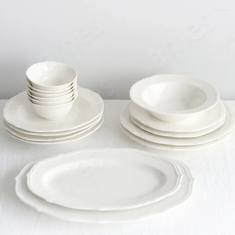 Assiettes classiques pour dîner romantique Assiette de style en céramique Europe