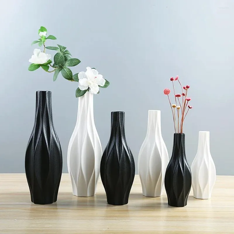 Vasos Vaso branco Flor de cerâmica Simplicidade Estilo europeu alto para sala de estar em casa Tamanho moderno
