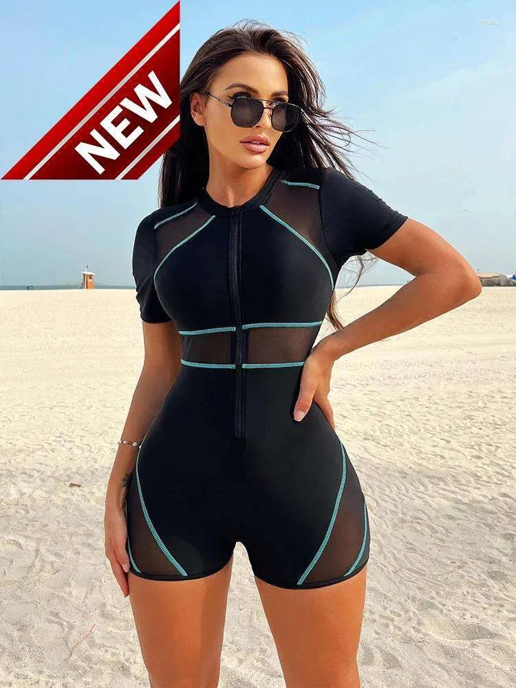 2024 New Fashion Designer Sexy Bikini Sets Cheap Womens Peachtan Short Sleeve Surfing Suit Black One Piece Swimsuit Women Patchwork Sporty With Shorts Bathing Sui