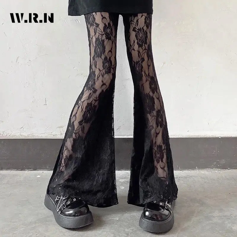 Kvinnors byxor 2024 Spring Sexig casual stil blommig hög midja flare mode vintage bred ben svart spets i full längd byxor