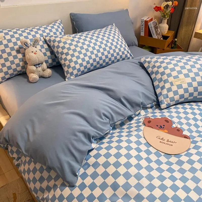 Sängkläder sätter 17 färger klassiska set Double Ru Europe..hemtextil mjuk täcke täcker platt ark Europa sängkläder