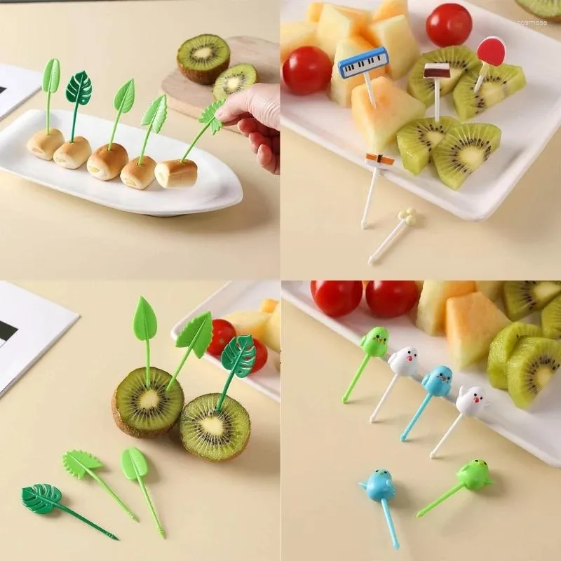 Disposable Flatware Mini Cartoon Plastic Toothpicks 3 Styles Choose Party Supplies Material