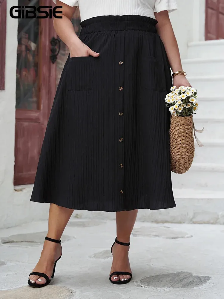 Gibsie Plus Size Black Элегантная летняя длинная юбка Women 2024 Fashion Vintage Высокая кнопка на талии Случайные юбки с карманами 240328