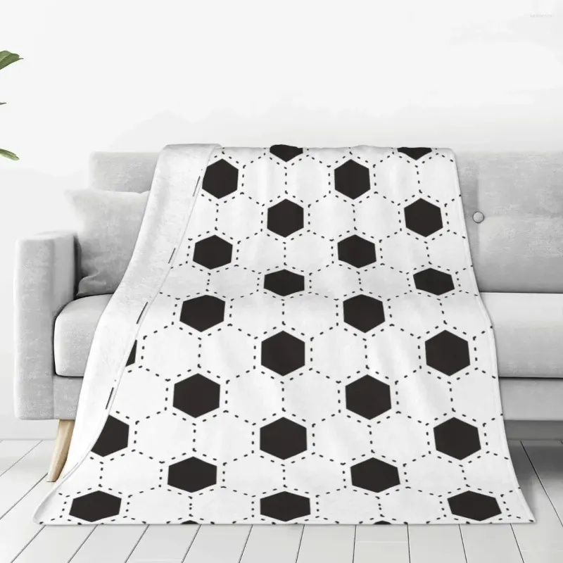 Blankets Soccer Football Sports Blanket Fleece Spring Autumn Breathable Super Soft Throw For Bedding Bedroom Quilt