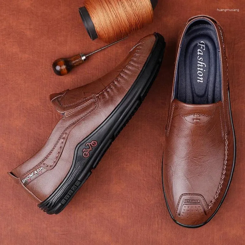 Freizeitschuhe Luxus Männer Klassische echte Leder-Laobers Herren Slip-on Driving Man hochwertige Mokassins