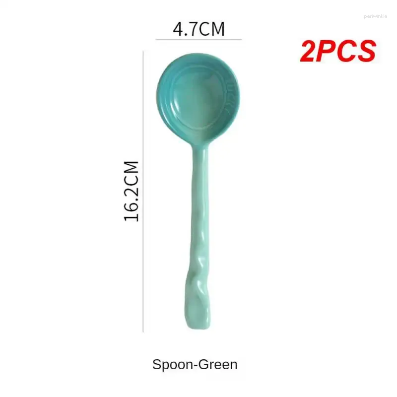 スプーン2PCS小型家庭スプーンカラフルなセラミック高品質の美しく実用的な健康な材料用食器