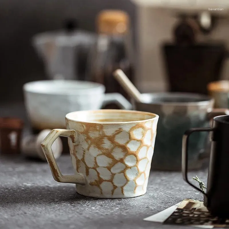 Tasses verser la tasse à café Bureau de bureau de lait de lait en céramique rétro marc récent haut de gamme à vapeur exquise