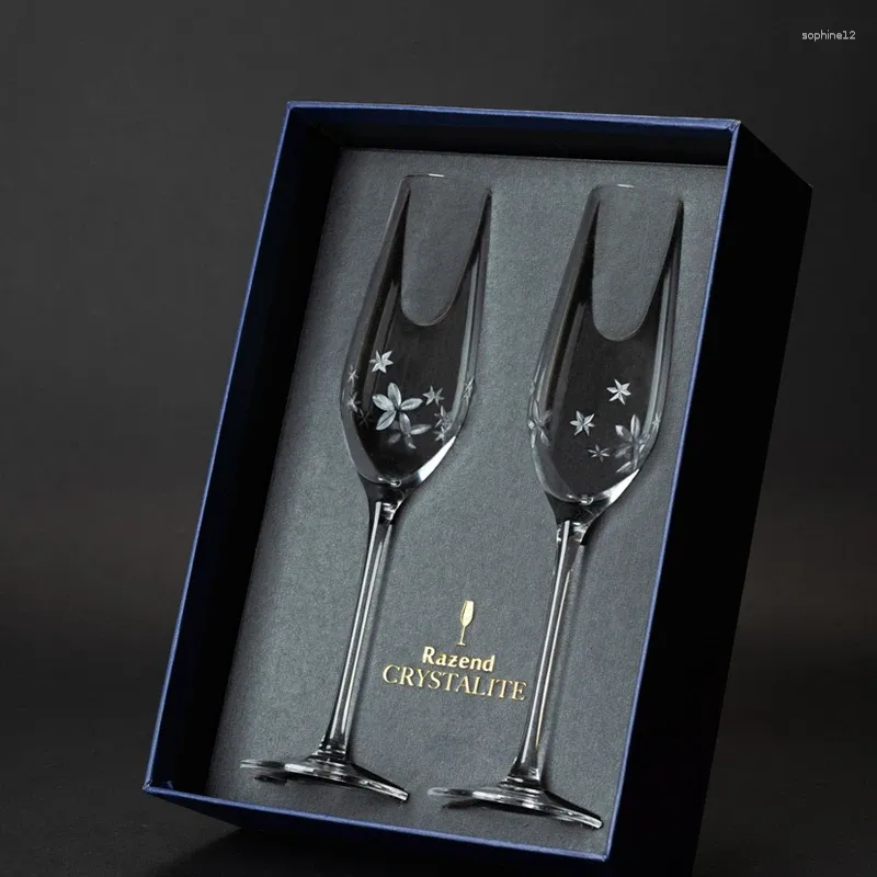 L les verres à vin Boîte à cadeaux en verre de champagne sculpté à la main