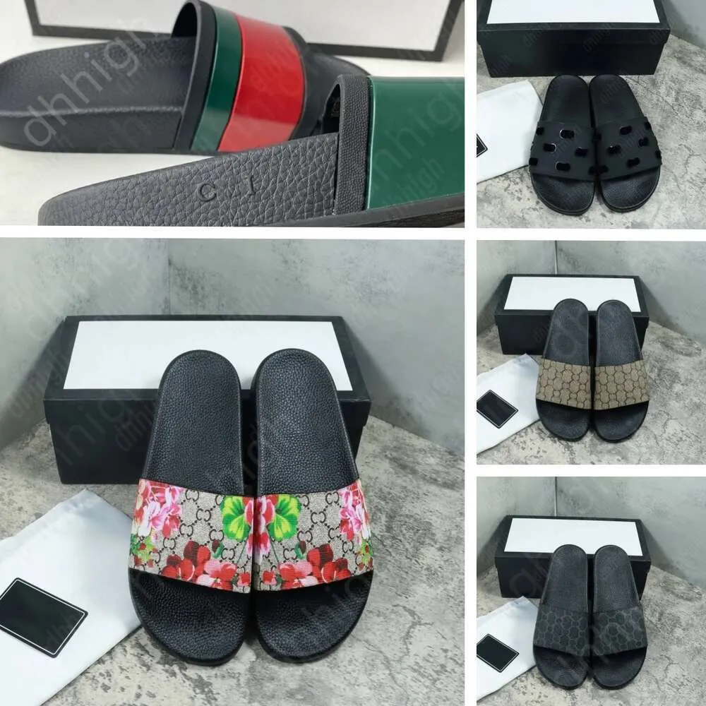 sandały designerskie Włochy Kapcie Paryż nowe gumowe slajdy Sandały Kwiat Brocade Kobiety Mężczyźni Mężczyźni Płaskie dna Flip Flip Flops Women Mase Striped Size 35-45