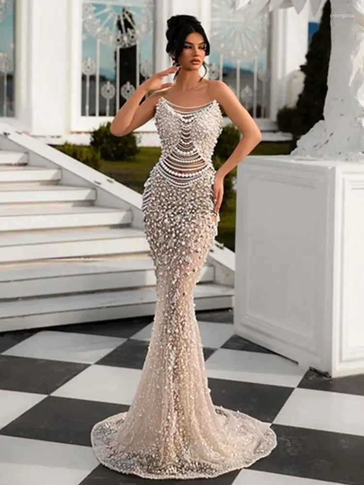Runway Dresses Luxury Beading Sequins Cut Out Seleeveless Backless Sexy White Maxi Long Dress Women Celebrity Party Night Club Prom Gown