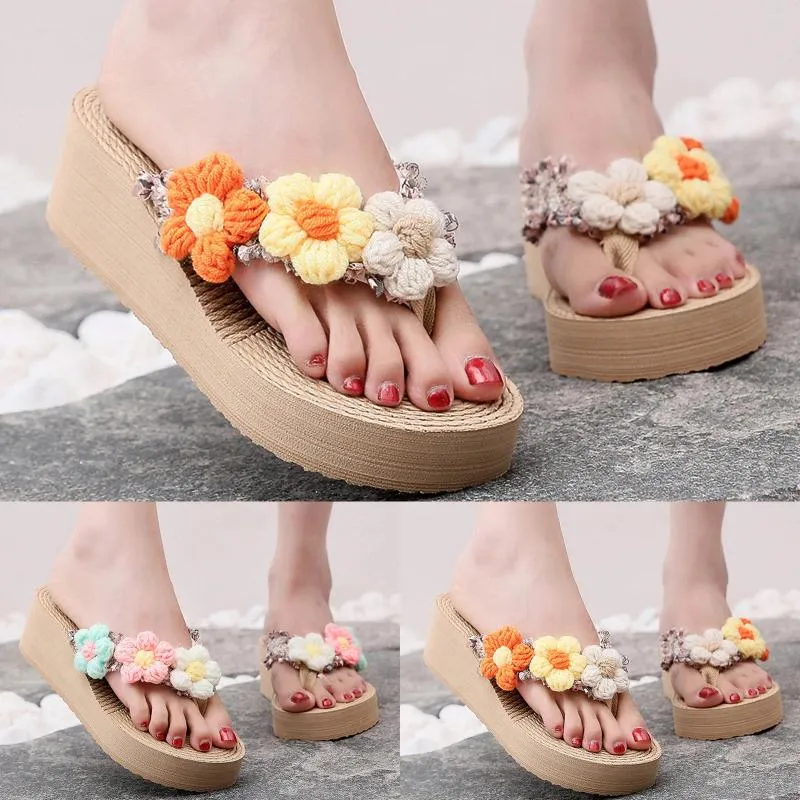 Hausschuhe Modelle Frühling und Sommer Frauen dicker Soled Keilabsatz Bunte Blumenflip Flops Licht Größe 12