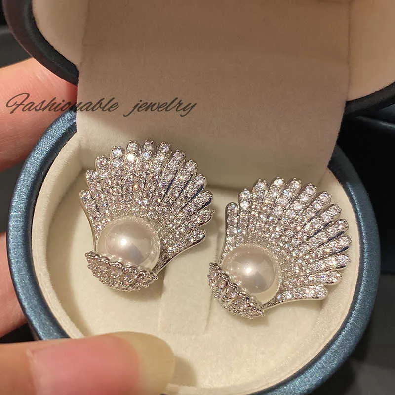 Designer Mulheres Brincos de pérola pérola garanhão de berço de agulha de zirconia diamante