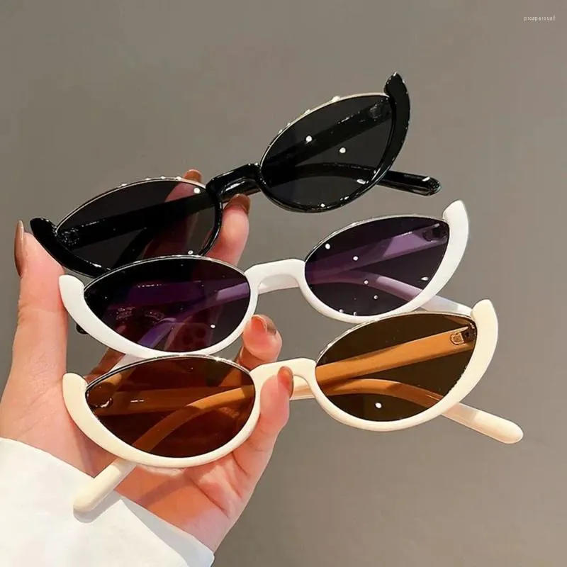 Zonnebrillen Vintage Small Cat Eye for Women Trendy half-frame Sun Glasses Fashion Shades Eyewear