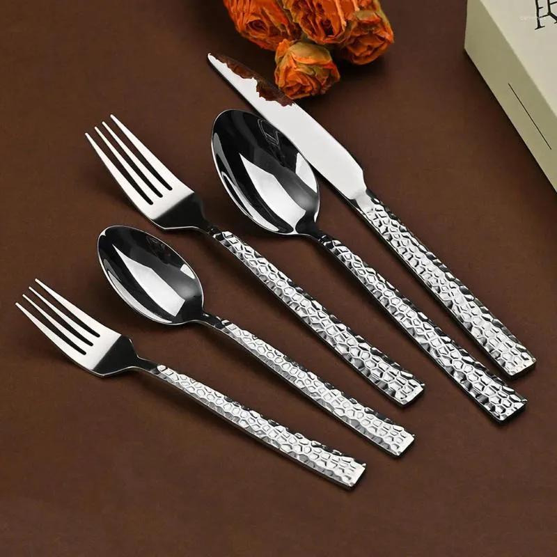 Colheres 5pcs/conjunto de aço inoxidável Faca de bife de mesa de aço e fãs de colher de sobremesa