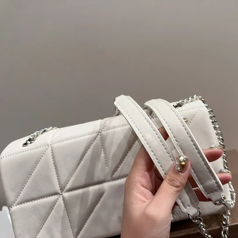 Bolsos de diseñador de lujo de alta calidad bolsos de mano múltiples clásicos bolsos de cuero pequeños bolsos de moda diseñadores mujer bolsillo de mano dhgate bolsas blancas borsa