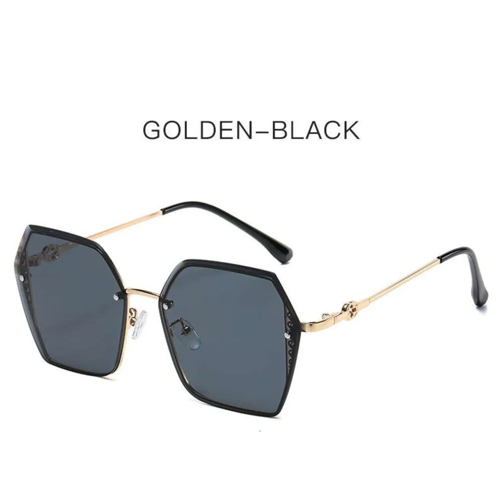 2024 Novos óculos de sol sem moldura de moldura de moda para mulheres com rosto redondo Long Popular na Internet Street Shooting Gradient Color Sunglasses Trend
