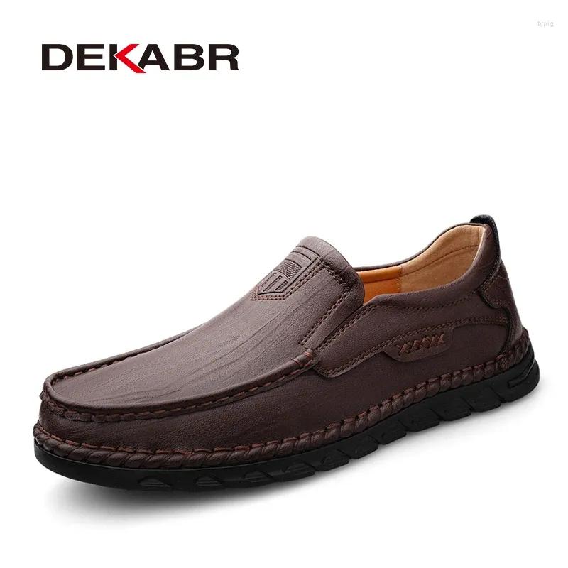 Chaussures décontractées Dekabr Fashion Spring Summer Men Slip sur des mocassins en cuir authentiques confortables taille à la main 38-46