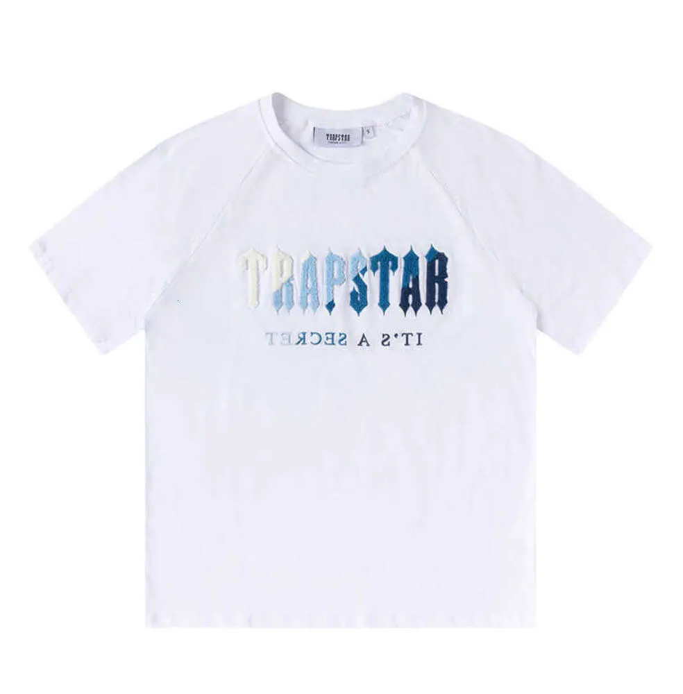 Mens Trapstar T Shirt Set Letter Hafting Tracksuit krótkie pluszowe spodenki