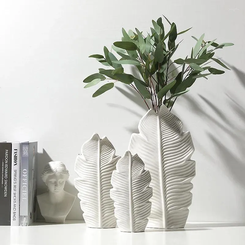 Vases Beihanmei Creative Nordic White Ceramic Vase Decoration Living Room Arrange de fleurs Modern Simple Home