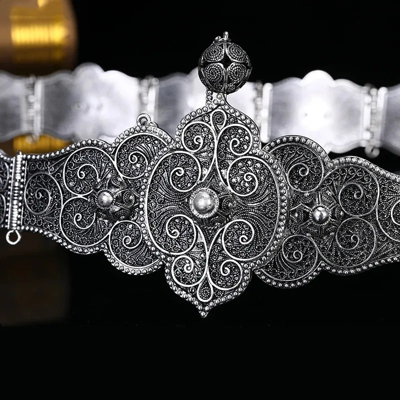 Kaukasische etnische metalen riem verstelbare lengte dames bruiloft decoratieve sieraden taille keten 240401