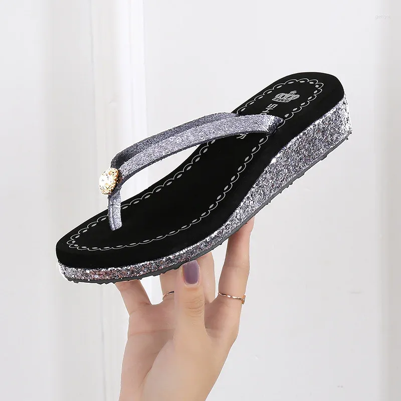 Slippers Women Summer Med Female Shoes Lady Glitter Slides Rubber Flip Flops On A Wedge Platform 2024 Girl Jelly Hawaiian PU Fab