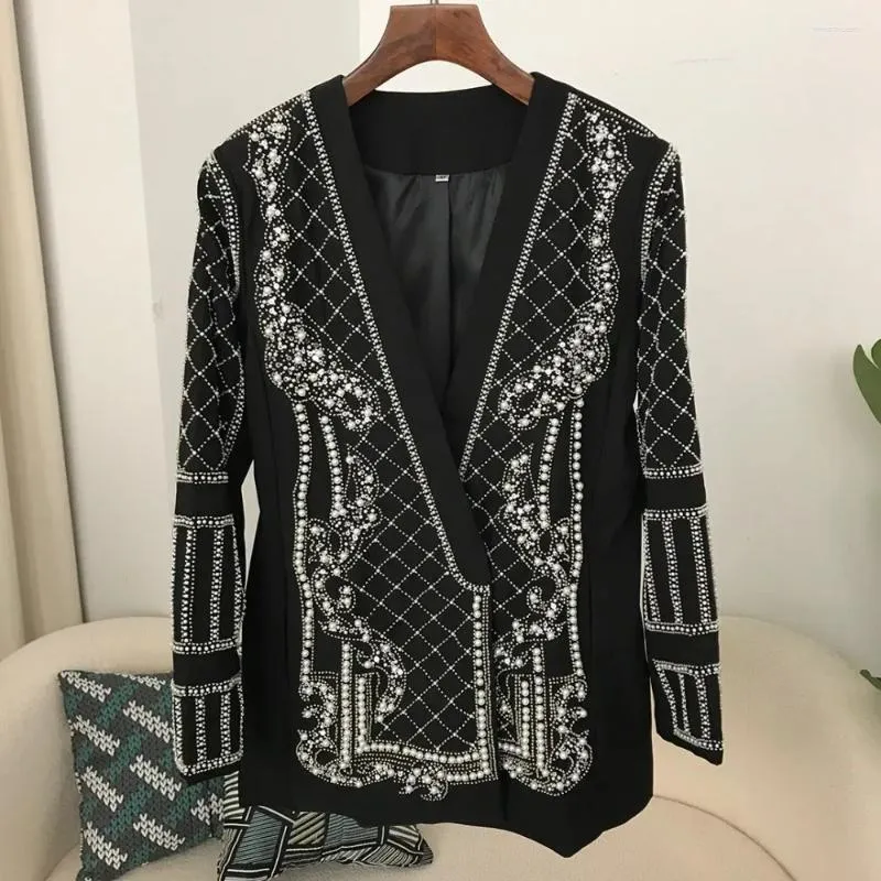 Costumes pour femmes Blazer Mode Fashion Handmade Perle Perle Perle Collier Hidden Breasted Long Suit Suit Vestes Printemps 2024