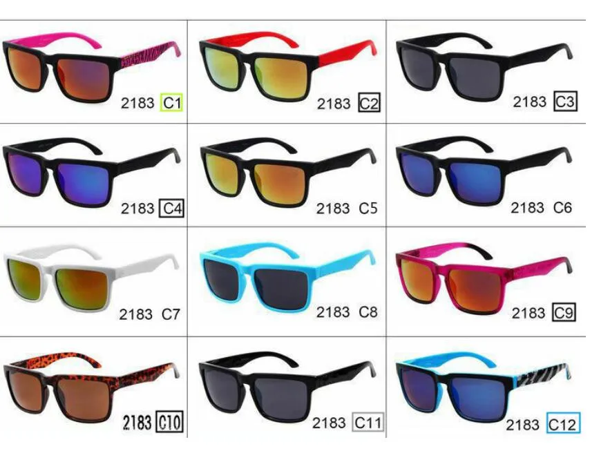 Promotion Lunettes de soleil mode nouveaux styles hommes créateurs lunettes de soleil sportiels femmes Street Lunes à cyclistes extérieures MOQ = 50pcs 12 couleurs