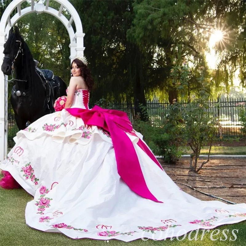 hot pink mexican dress White Charro Quinceanera with Embroidery - Sweetheart Corset, Vestido de 15 Anos from Dhgate Quinceanera Dresses Formal Wedding Guest Dresses-3D