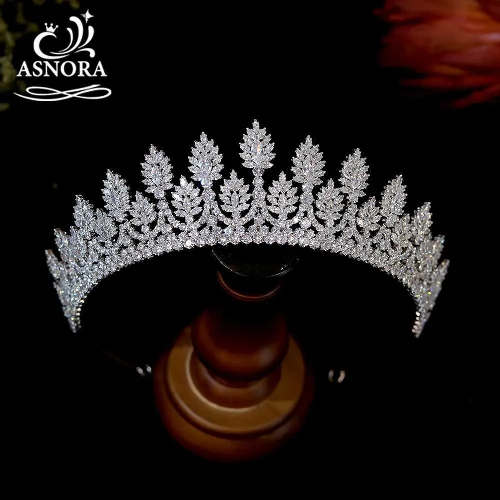 Düğün Saç Takıları Yeni Düğün Aksesuarları Tiaras ve Taçlar Kadınlar Gelin Saç Aksesuarları Saç Takı Cz Crown Joias Feminina Coroa De Noiva L46