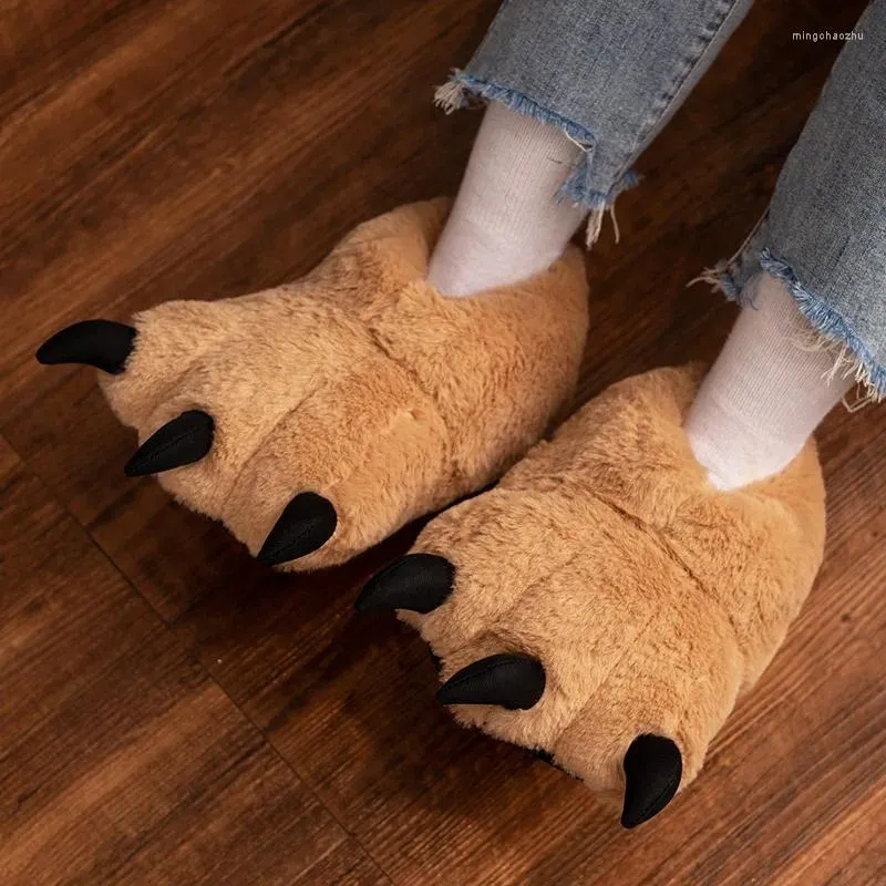 Pantofole di alta qualità imitazione calda peli femminile che scivolano su scarpe da orso signore creativa soffice slippista interno femmina