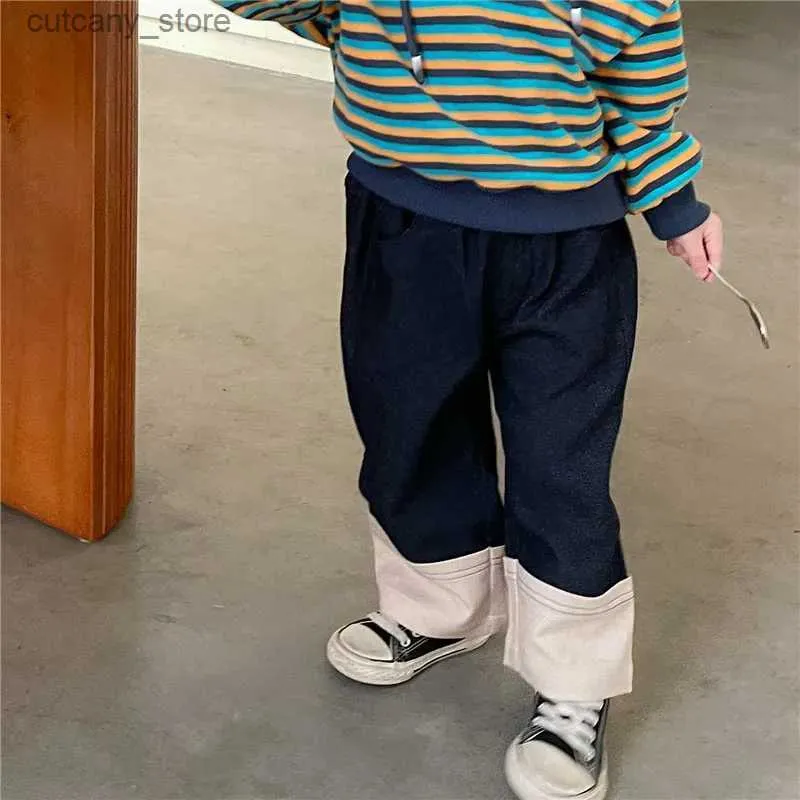 Calças calças calças de retalhos de crianças da primavera nova versão coreana para meninos e meninas cor combinando calças de algodão soltas para calças para crianças bebês L46