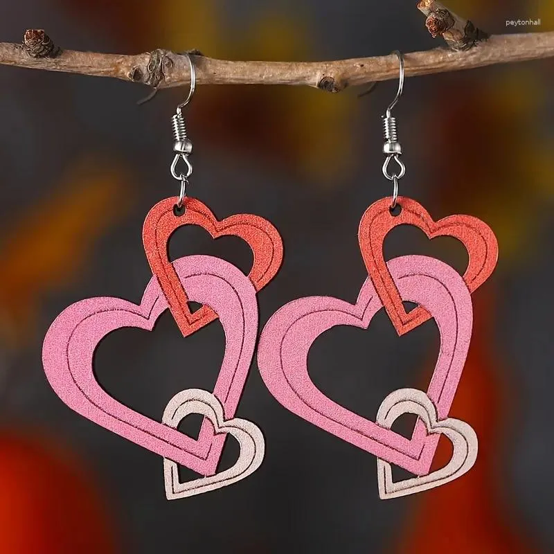 dangle earringsカラフルなくぼみ女性のための形のハートアウトハートハンドメイド木製幾何学バレンタインデーギフト