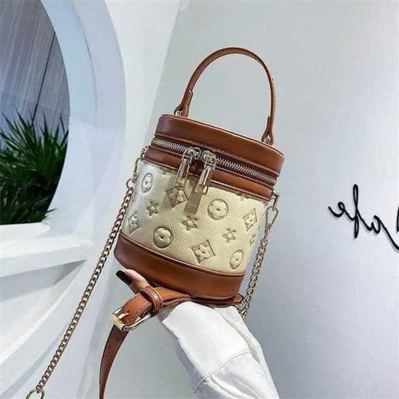 2024 NOUVEAU DESIGNEURS BEAUSSEMENTS CROSSBOCK-BOCKET FEMME FEMME MESSAGER FEMME Messager Small Cylinder Sac