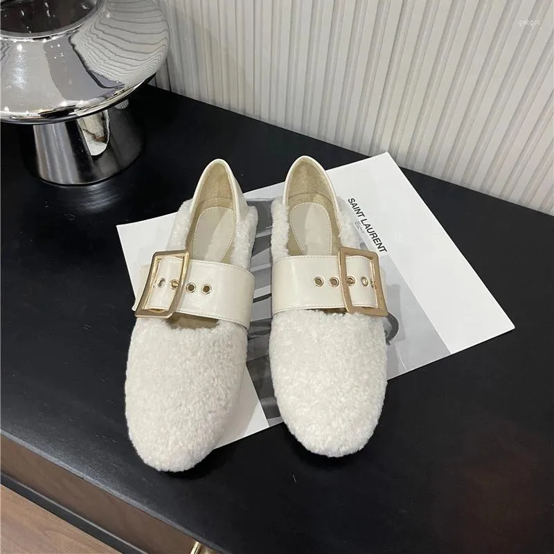 Pantoufles élégantes mary janes chaussures de chaussures femmes Black Boucle Boucle peu profonde ballet décontracté dames printemps automne réalité laine de laine 2024