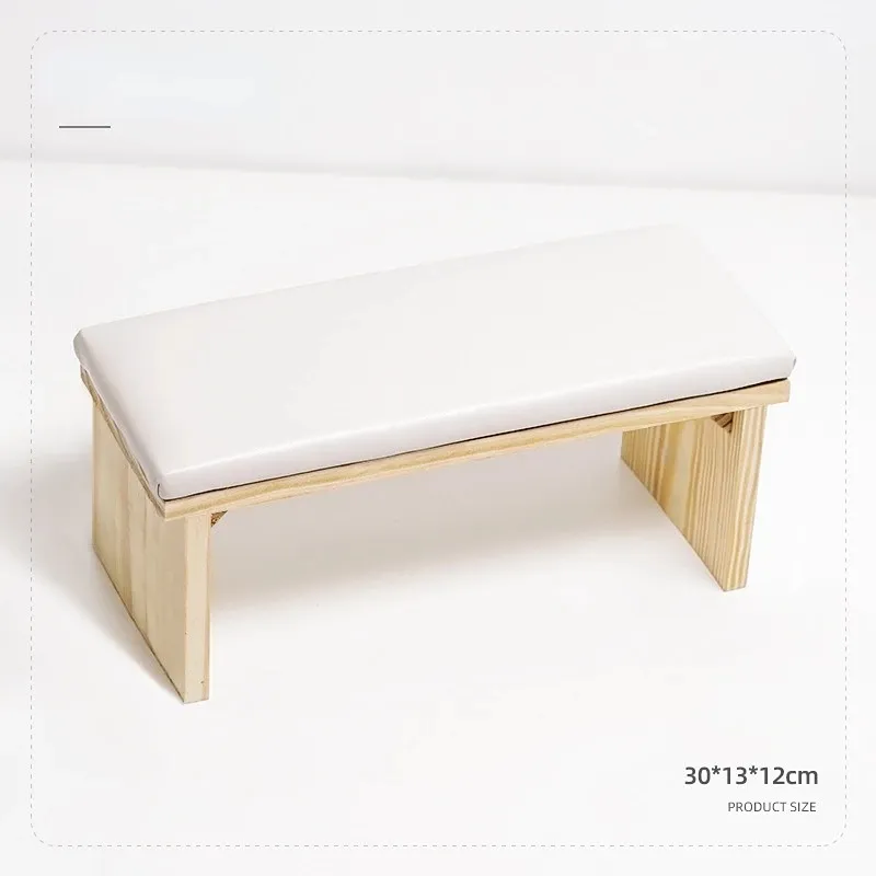 2024 Nouvelle quaitte haute cuite en cuir pavé d'ongle à main levet de repos support de coussin support de coussin stand pour table de manucure pour le salon de manucure pour l'ongle