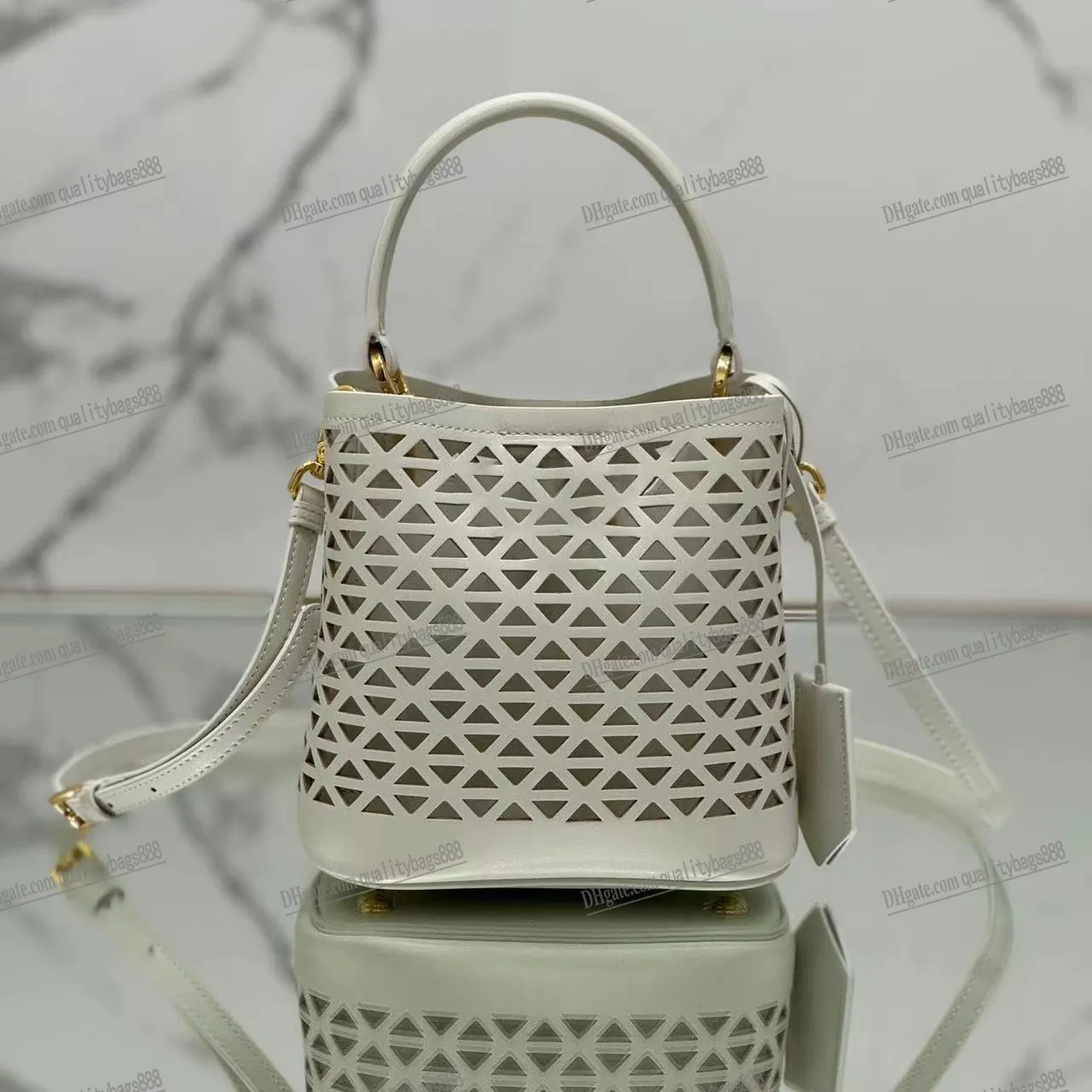 Nieuwe Hollow Out Bag Designer Leather Bucket Bag Luxe Panier Handtas Weave Shop Tote Raisweeken