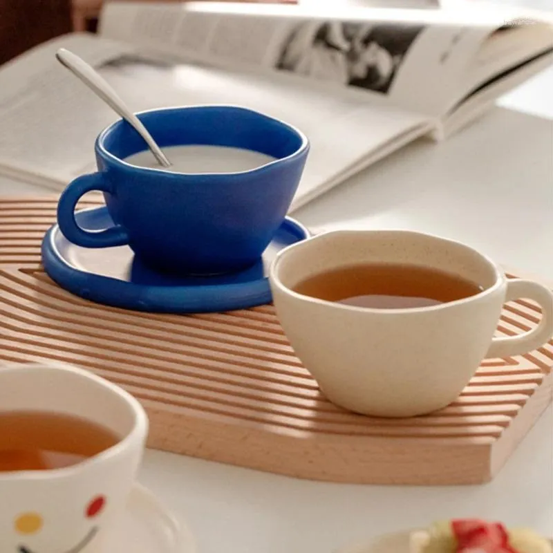 Mugs Handmade Matte Ceramic Coffee Cup With Saucer Set Face Irregular Milk Breakfast Tea Mug Snack Plate Coffeeware