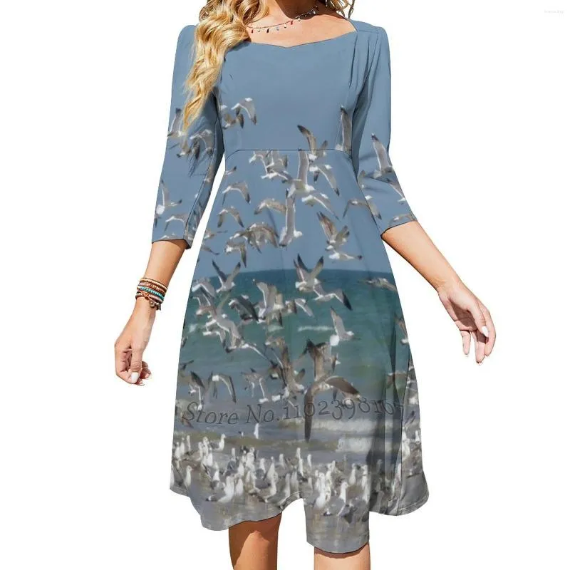 Casual klänningar En flock av Seagulls Flare Dress Square Neck Elegant Female Fashion Printed Gulls Birds Shorebirds