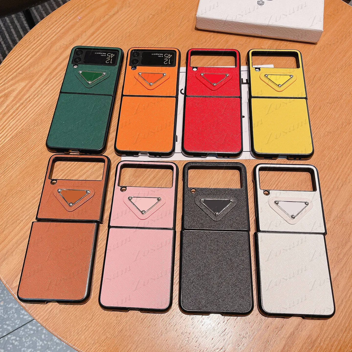 أهم أزياء المثلث ، حالات الهاتف لـ Samsung Z Flip 5 4 3 Fold3 Fold3 Fashion Shell Case Flip3 Flip4 Flip5 Galaxy S24 S23 S22 S21 S20 Ultra Note 20 10 Pro Cover