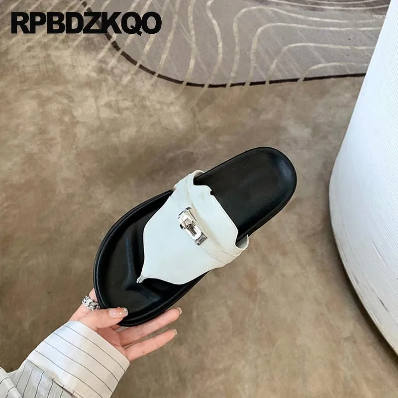 Slippers Sandals Luxury Slides Flats Belts Punk High Quality Buckle Rock Shoes Flip Flop Women Comfy Rubber Sole Designer Metal